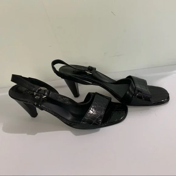 BRIGHTON Rhodes Black Strappy Square Toe Kitten Heels - Picture 2 of 6